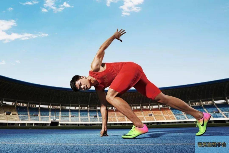 普荷斯在 2022 年 9 月 24 日面对道奇击出双响炮，达成职业生涯第 700 支全垒打神迹