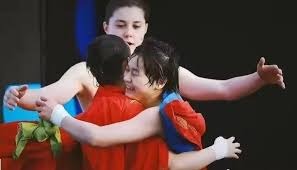 2025 赛季回顾：大谷翔平在世界大赛第 7 战的关键二垒安打，被评为该系列赛的“奠基瞬间”