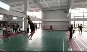 足协杯决赛：险象环生，北京国安大战河南杜康